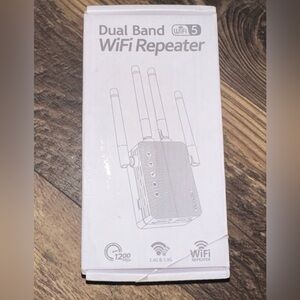 wifi‎ extender dual band